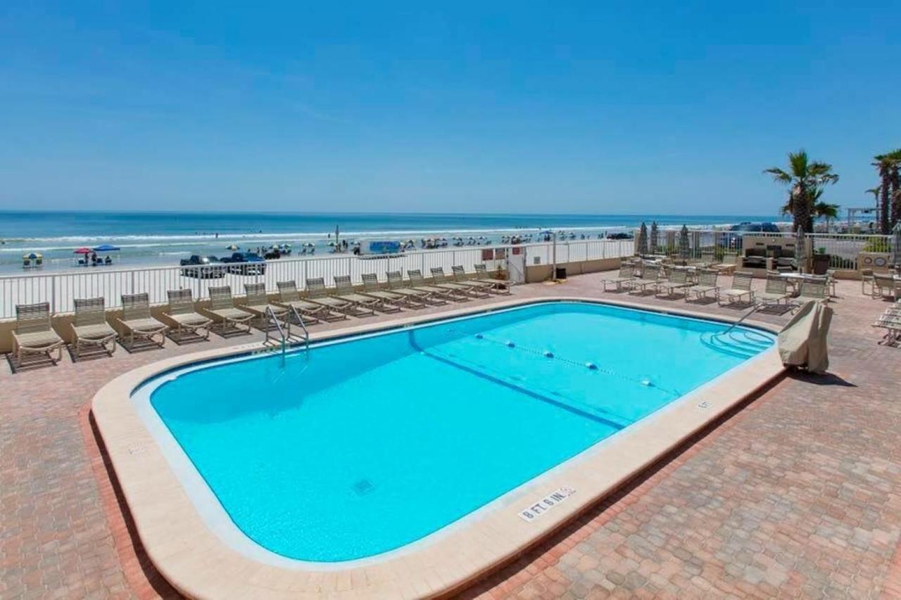 Fantasy Island Resort, Daytona Beach Shores Bagian luar foto