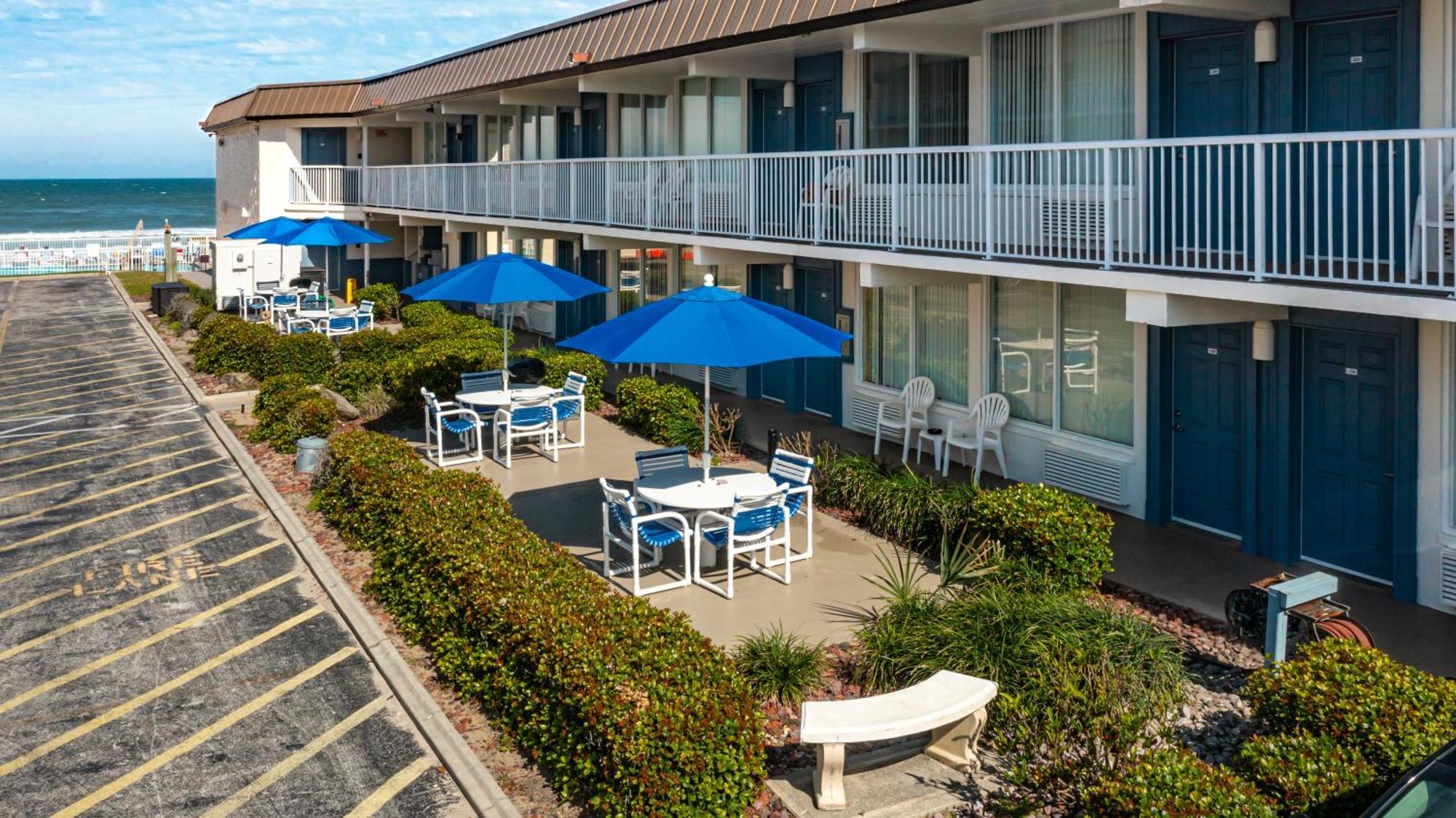 Fantasy Island Resort, Daytona Beach Shores Bagian luar foto