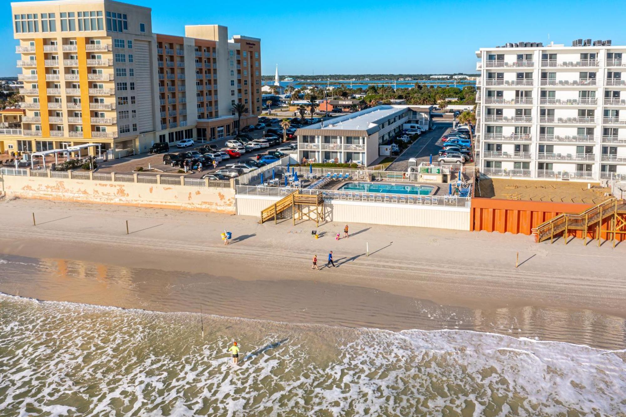 Fantasy Island Resort, Daytona Beach Shores Bagian luar foto